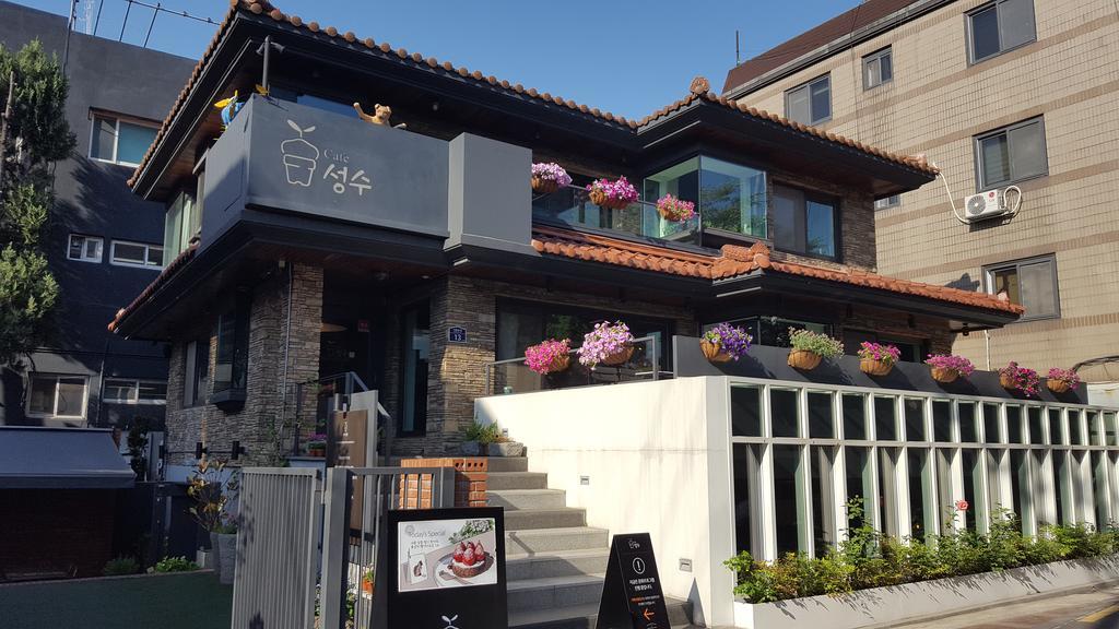 Seoul Forest Guesthouse Bagian luar foto
